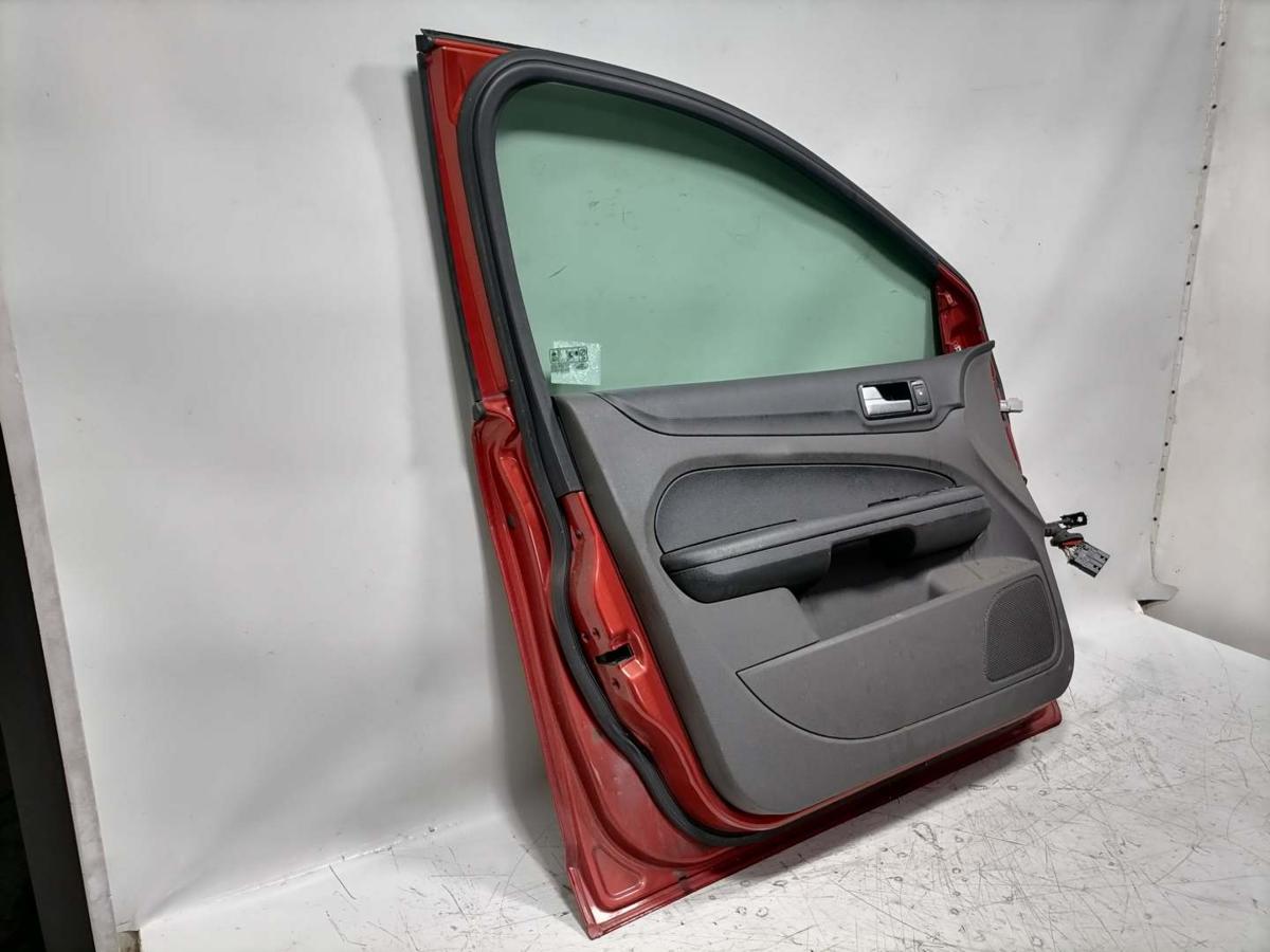 Ford Focus 2 original T&uuml;r vorn links Tango Rot 5-T&uuml;rer Bj.2006